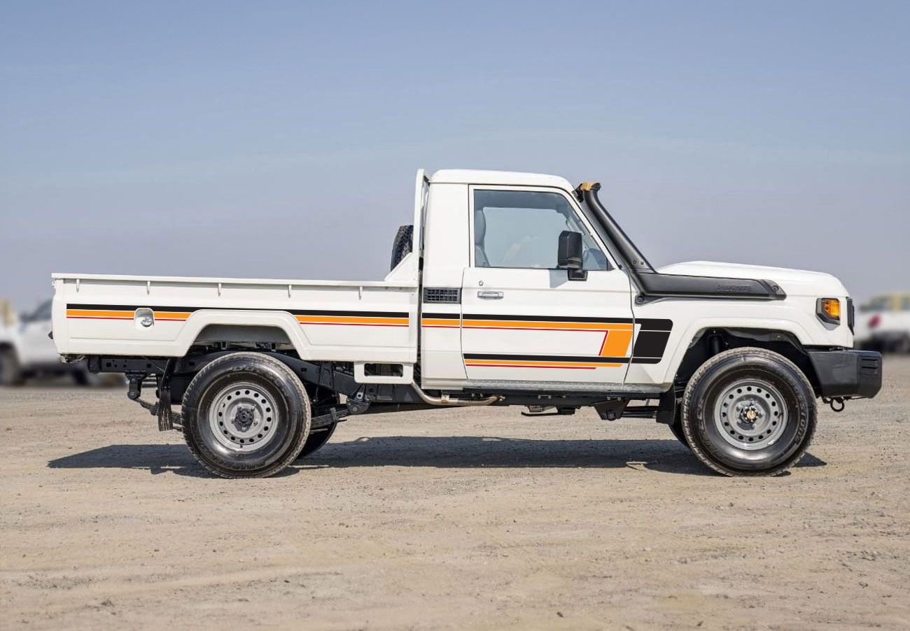 70 Series Land Cruiser Decal Body Stripe Kit (York) - 75/79 Series Single Cab (1985-)